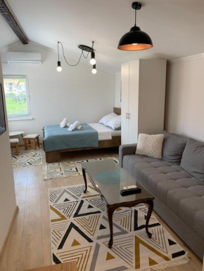 Enni Guest House